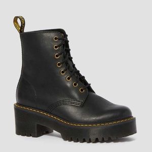 Dr. Martens Shriver HI Wyoming Leather Boots